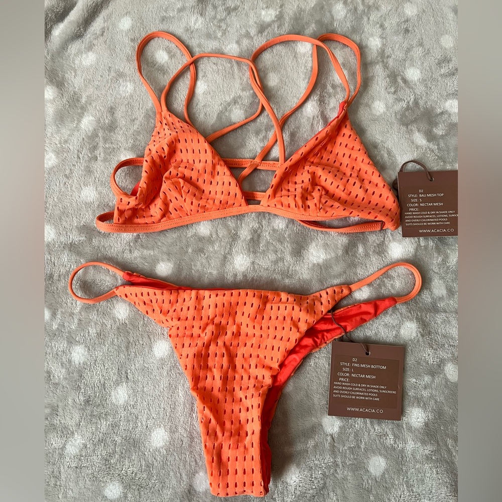 ACACIA Bali mesh top in Nectar (size S), Fins mesh bottoms (size L) NWT